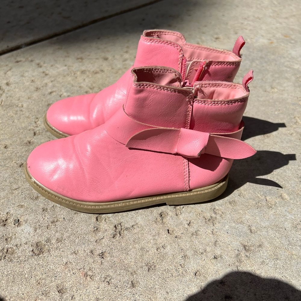 Carters boots